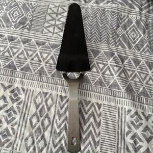 AMCO Stainless Flexible Nylon Pie Cutter Server Rust Proof Part Serrated Utensil